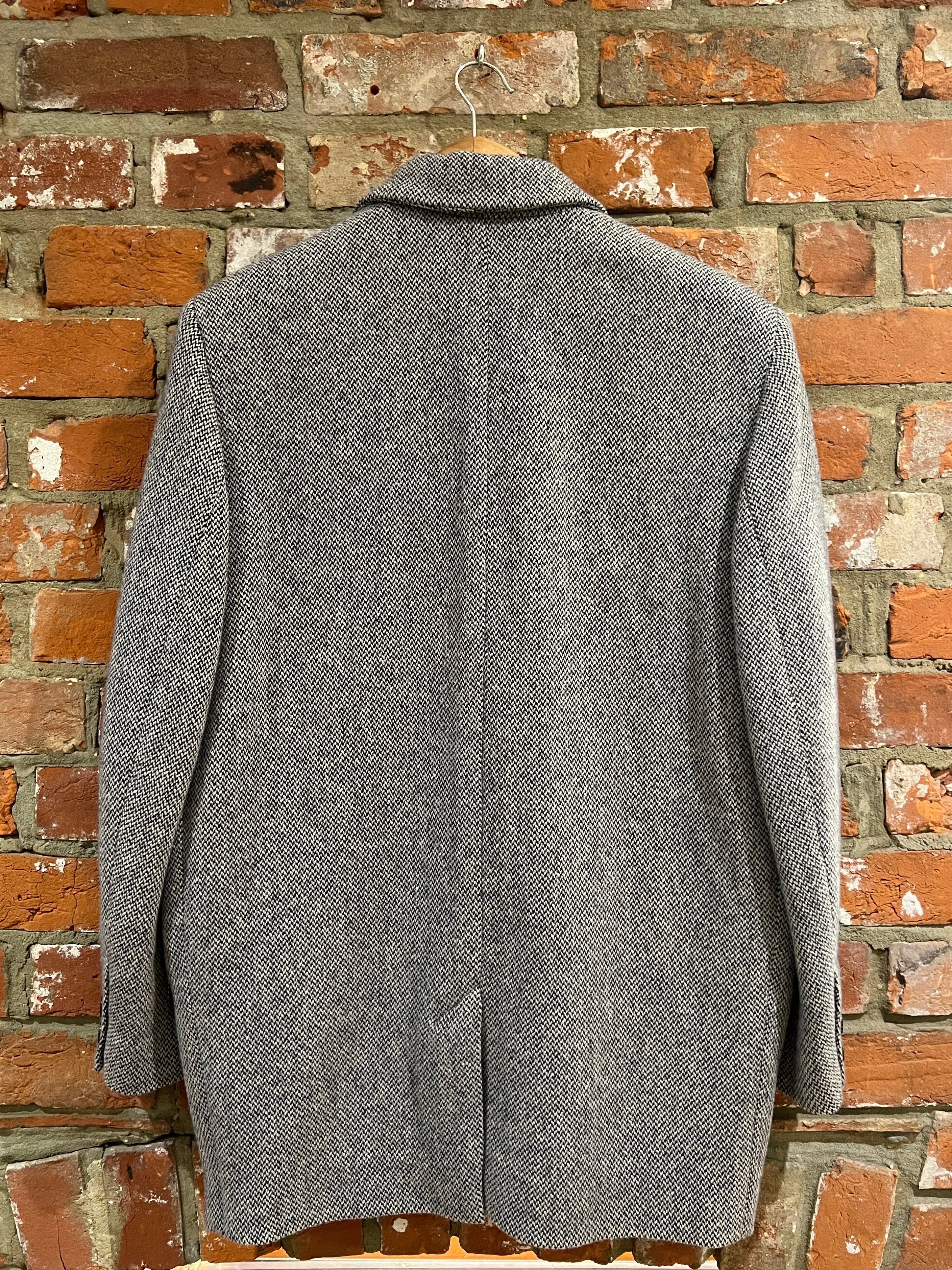 Cikaito Coat in Black/Ecru