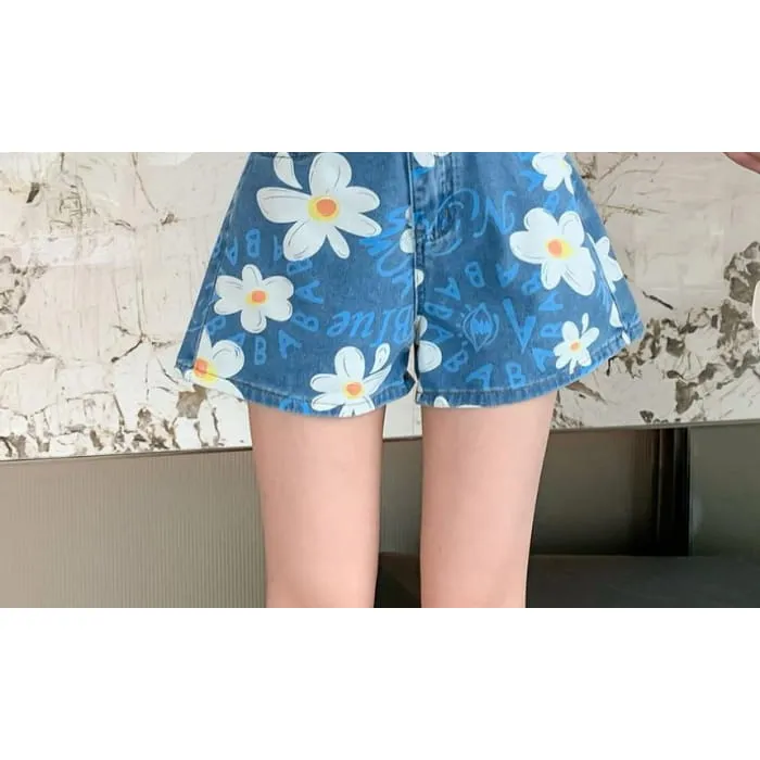 Daisy Print High Waistline Washed Denim Shorts