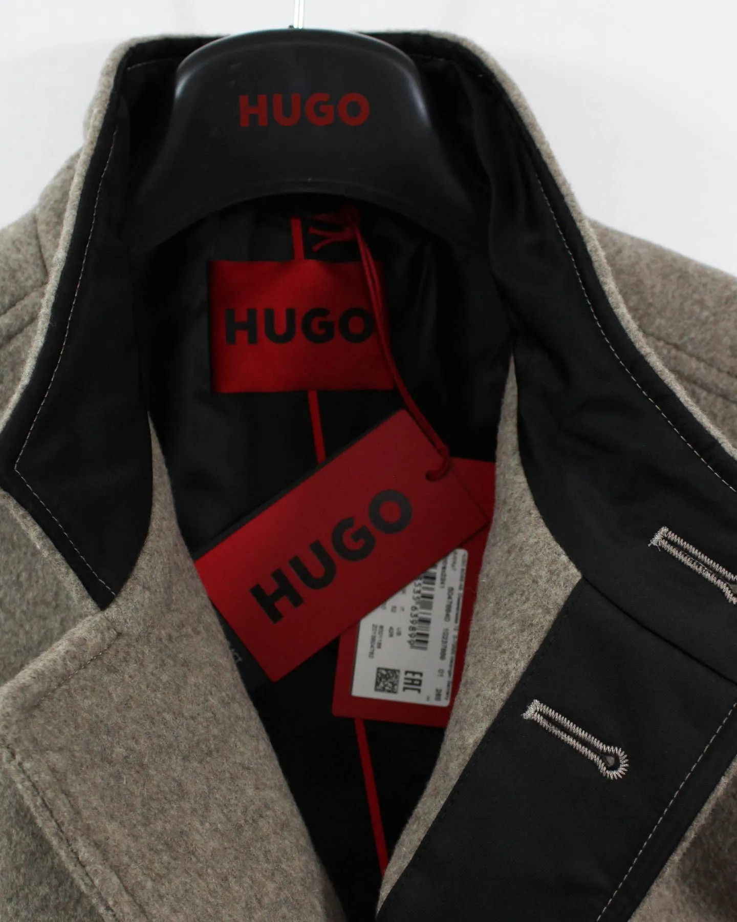 Hugo Boss Wool Coat Medium Beige Long Coat EU 56 - XXL SALE