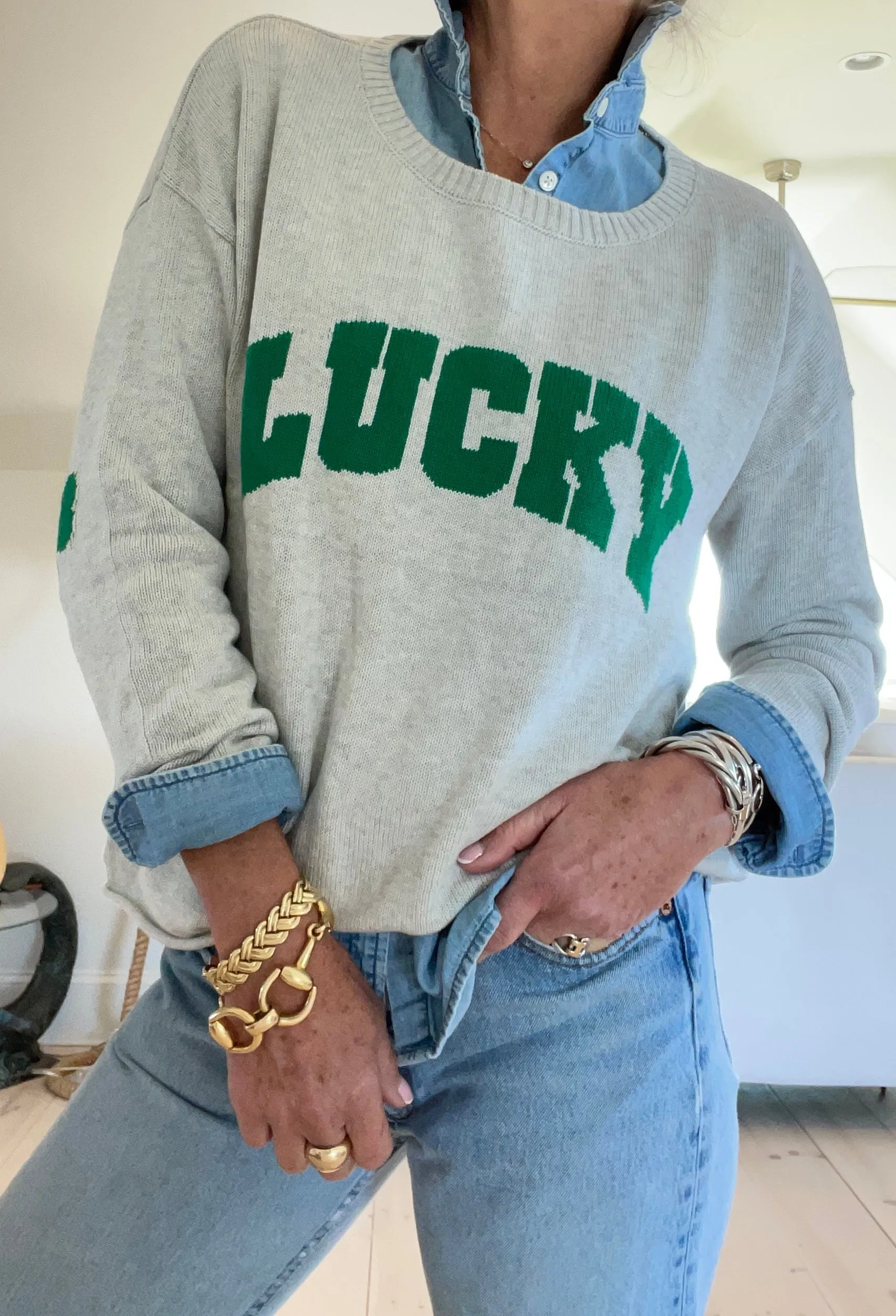 LUCKY  🍀 Sweater