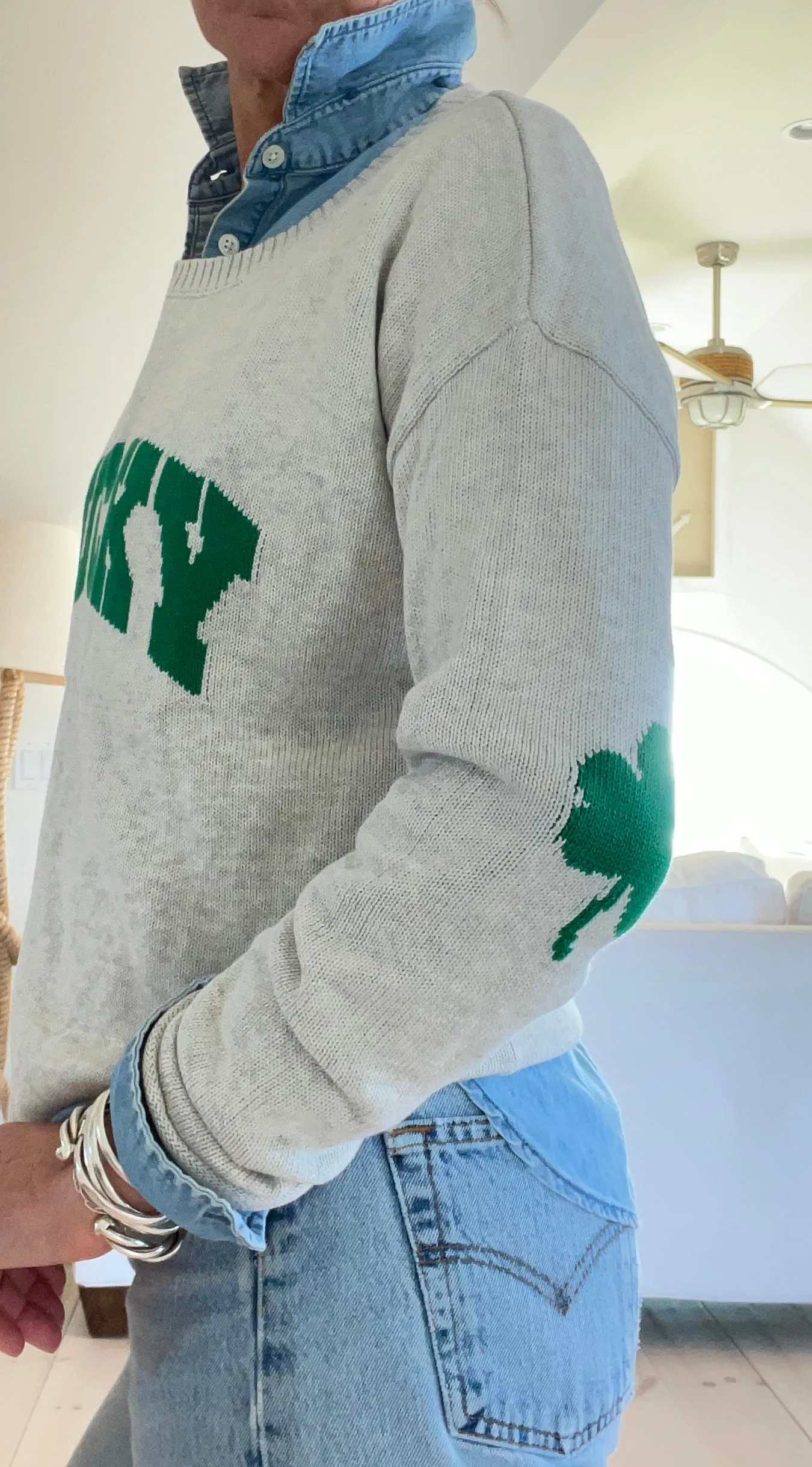 LUCKY  🍀 Sweater
