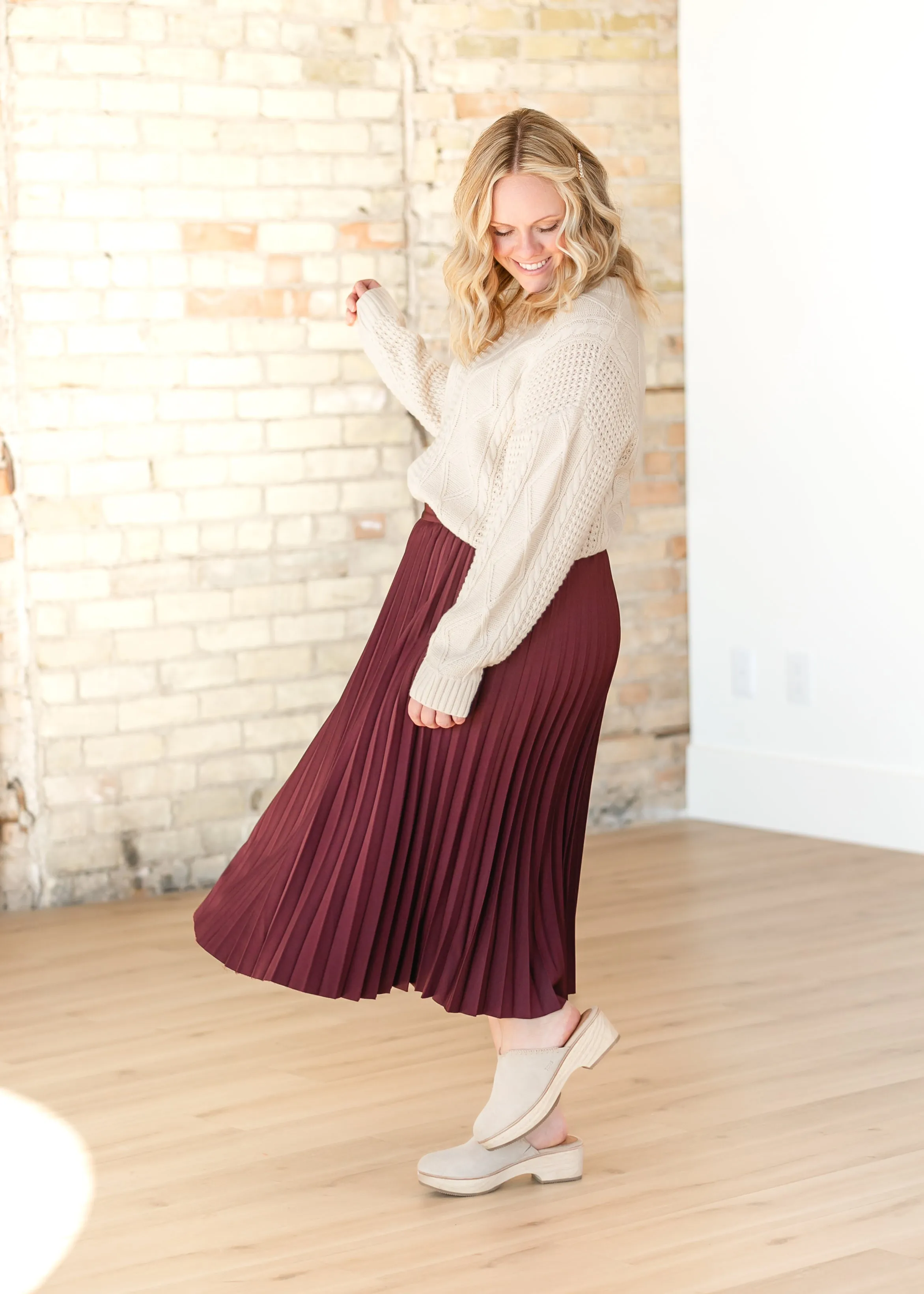 Stretchy Pleated Maxi Skirt