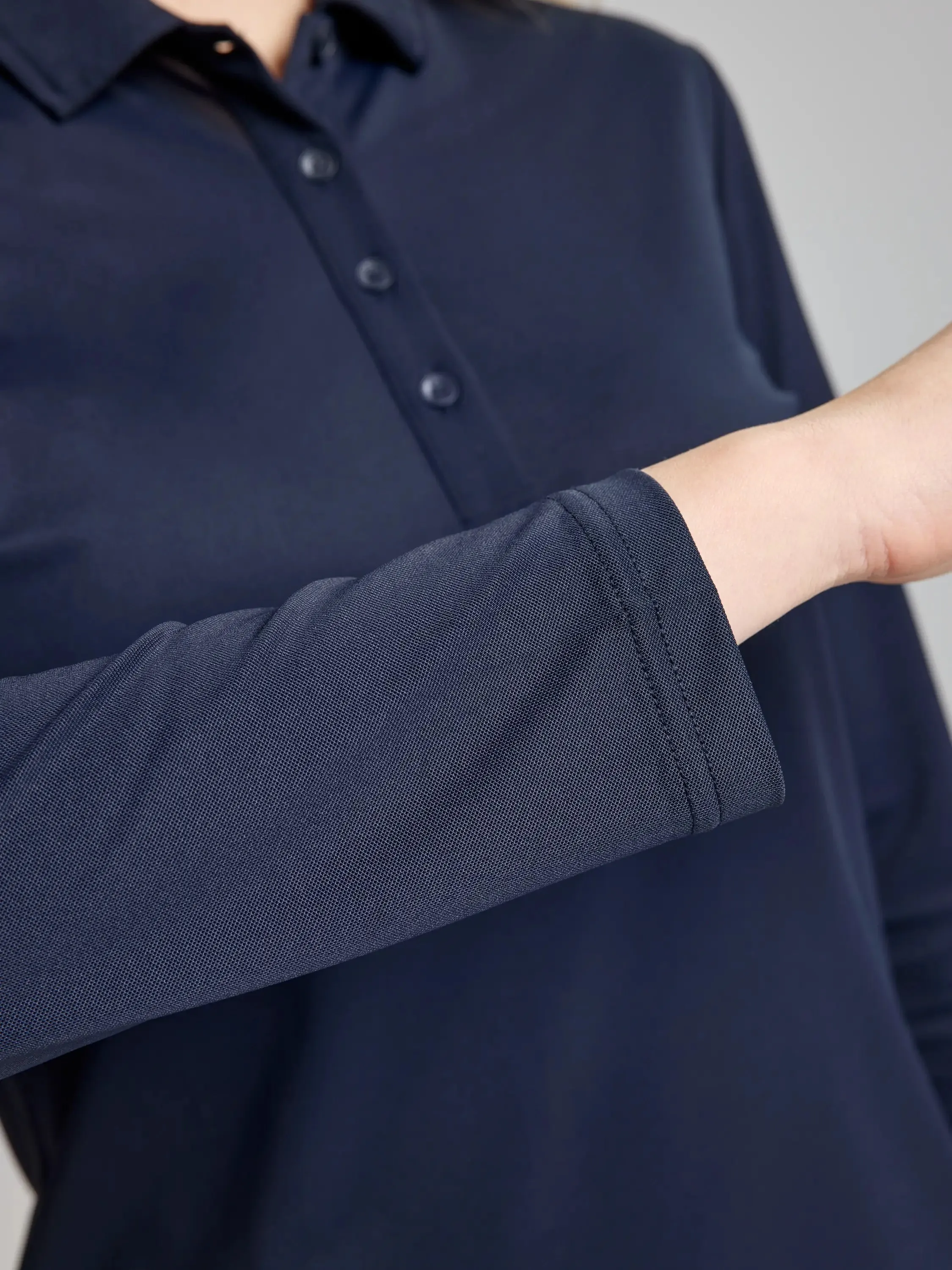 WOMAN TECH PIQUE POLO LONG SLEEVE